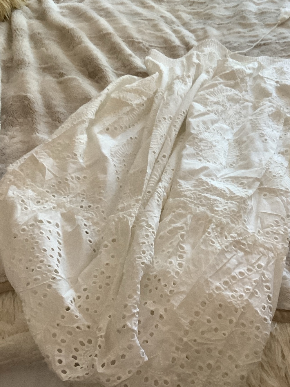 White Eyelet Cotton Skirt 100 % cotton maxi elastic waistband length 37 inches - Picture 2 of 6